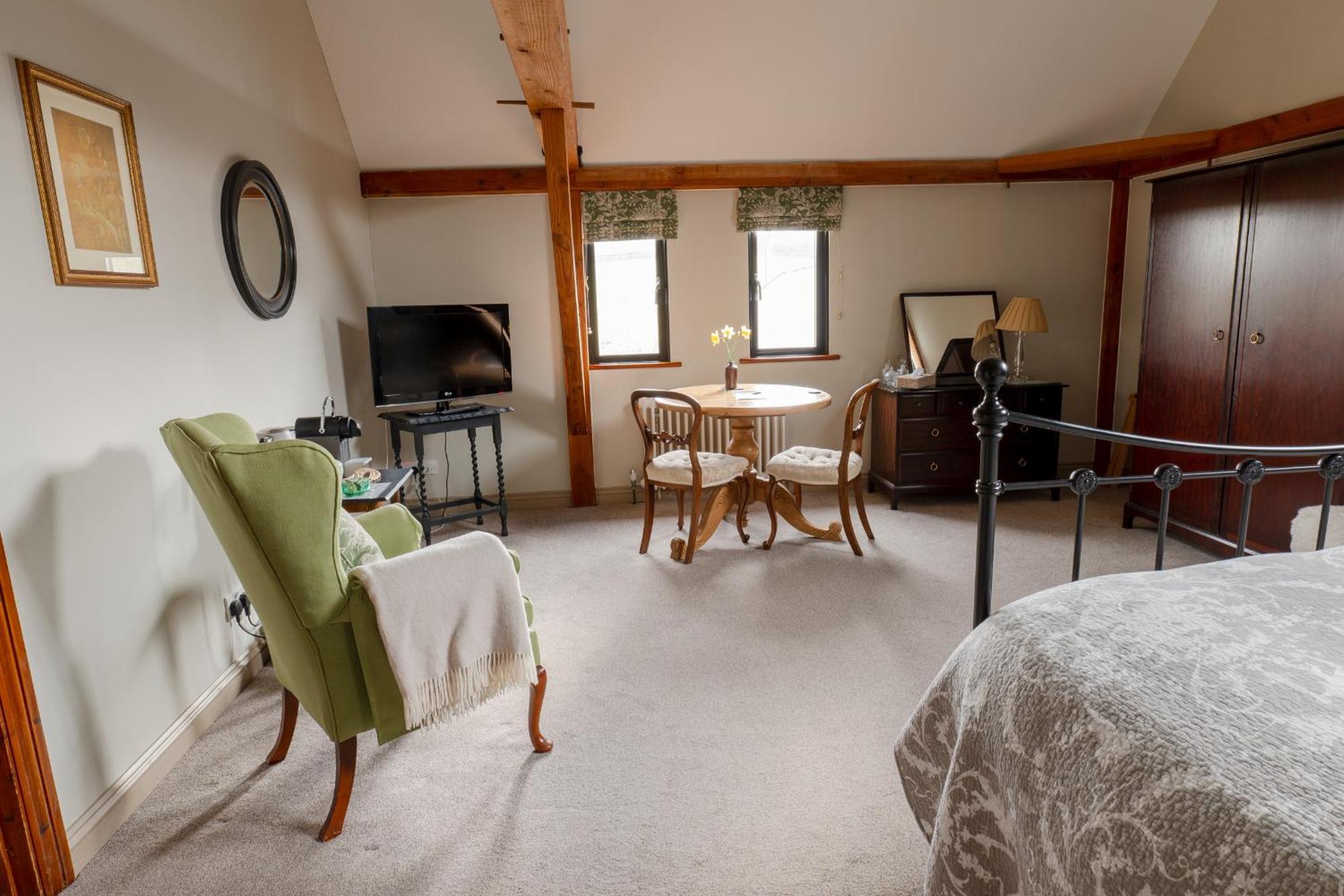 North Downs Barn Bed & Breakfast Rochester  Eksteriør bilde